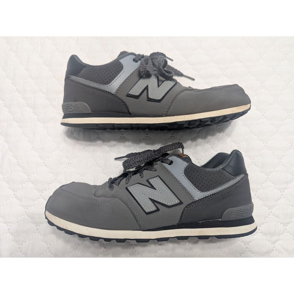 👟 New Balance 574 Sneakers Grey Black Size 7